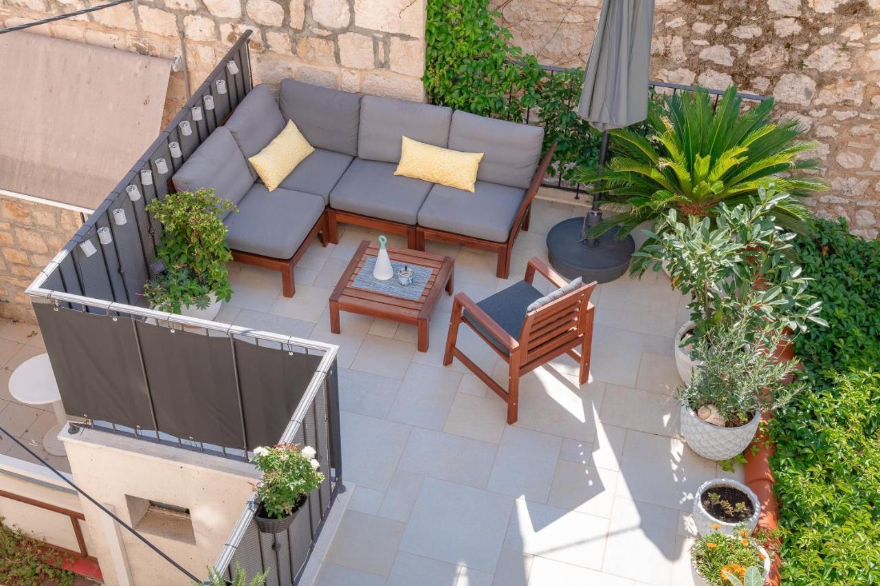 Hektorovic House Gostinjska kuća 3*