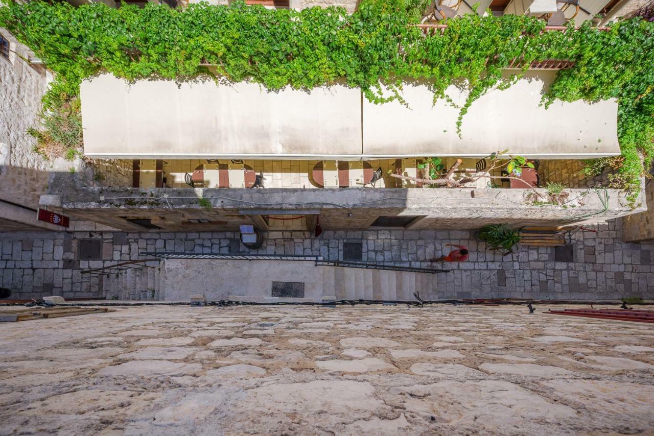 Hektorovic House Hvar Town