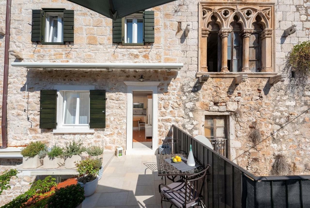Hektorovic House Gostinjska kuća Hvar Town
